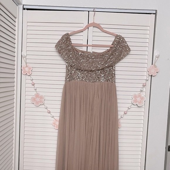 Maternity glam dress - Picture 3 of 7